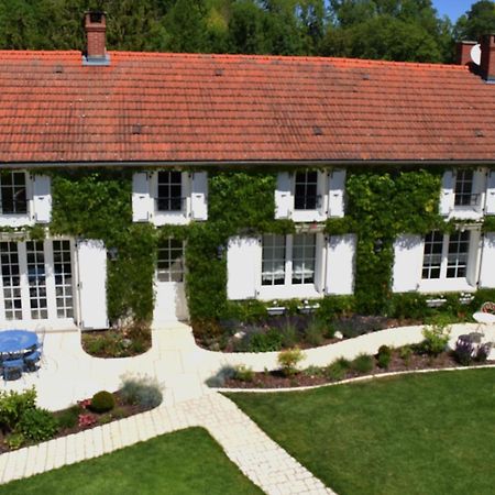 Au Pre Du Moulin Bed & Breakfast Clamanges Exterior photo