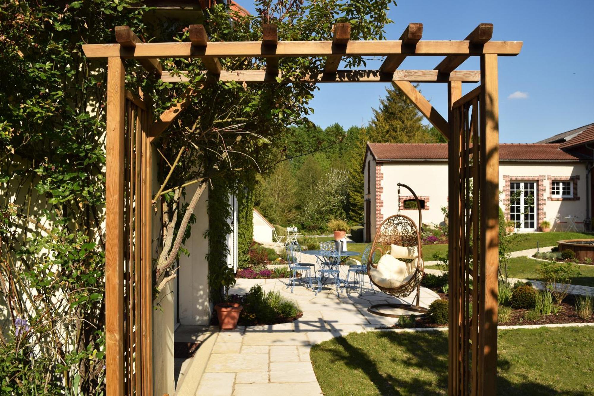 Au Pre Du Moulin Bed & Breakfast Clamanges Exterior photo